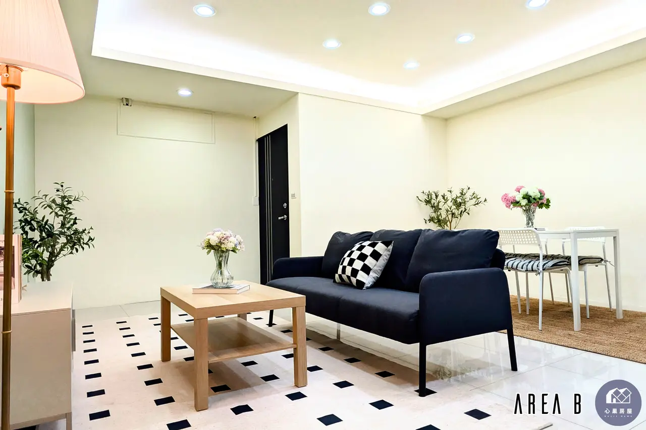 2 bedrooms apartment for rent in Datong District, Taipei City | NT$ 33 800 | 18 ping slide 5