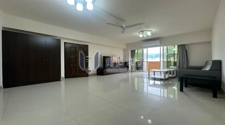 3 bedrooms apartment for rent in Shilin District, Taipei City | TWD 70 000 | 44 ping slide 1