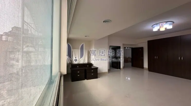 3 bedrooms apartment for rent in Shilin District, Taipei City | TWD 70 000 | 44 ping slide 3
