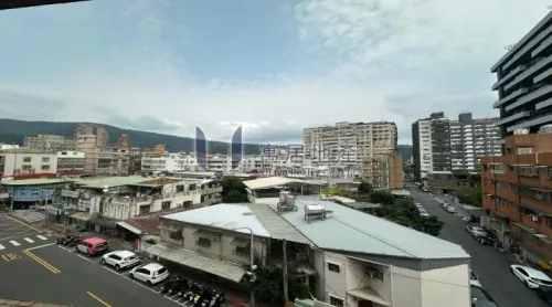 3 bedrooms apartment for rent in Shilin District, Taipei City | TWD 70 000 | 44 ping slide 11