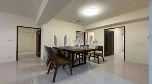 3 bedrooms apartment for rent in Shilin District, Taipei City | TWD 73 000 | 51 ping slide 4