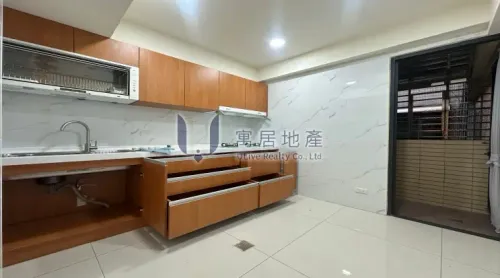 3 bedrooms apartment for rent in Shilin District, Taipei City | TWD 73 000 | 51 ping slide 5