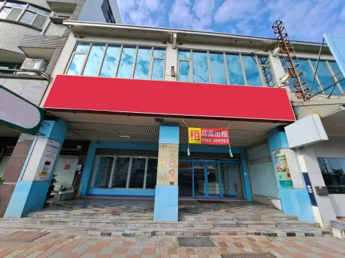 Shop / Retail for rent TWD 59 000 - Section 3, Yongda Road - 6 bedrooms