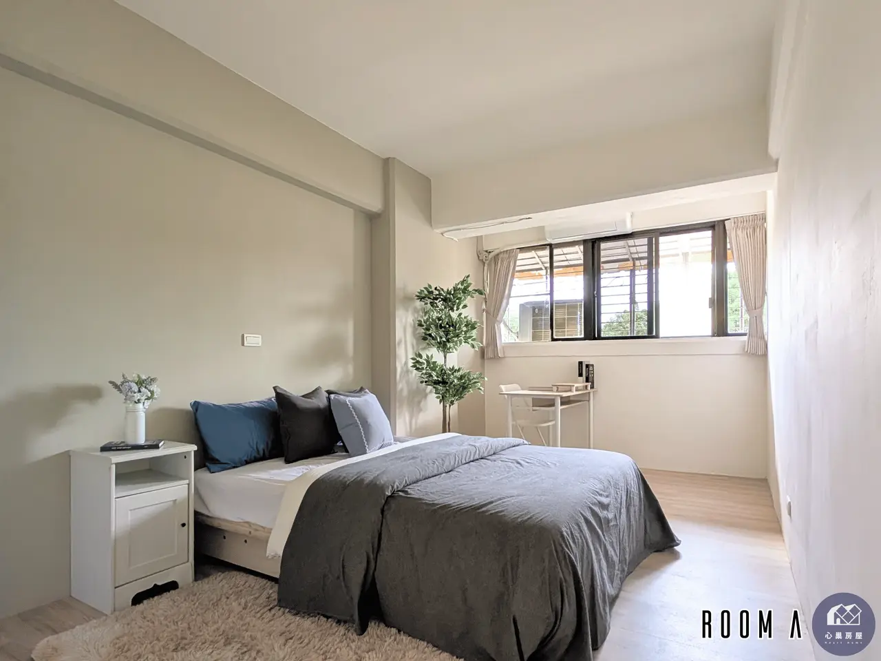 Room for rent in Zhongzheng District, Taipei City | NT$ 14 800 | 4 ping slide 2