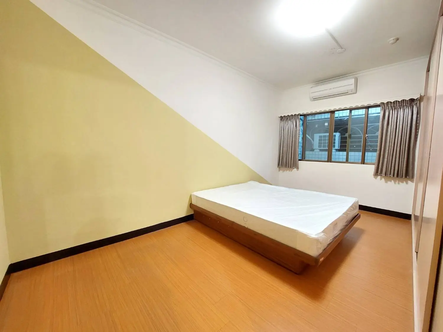 2 bedrooms apartment for rent TWD 27 500 - 20 ping - Zhonghe District,New Taipei City slide 4
