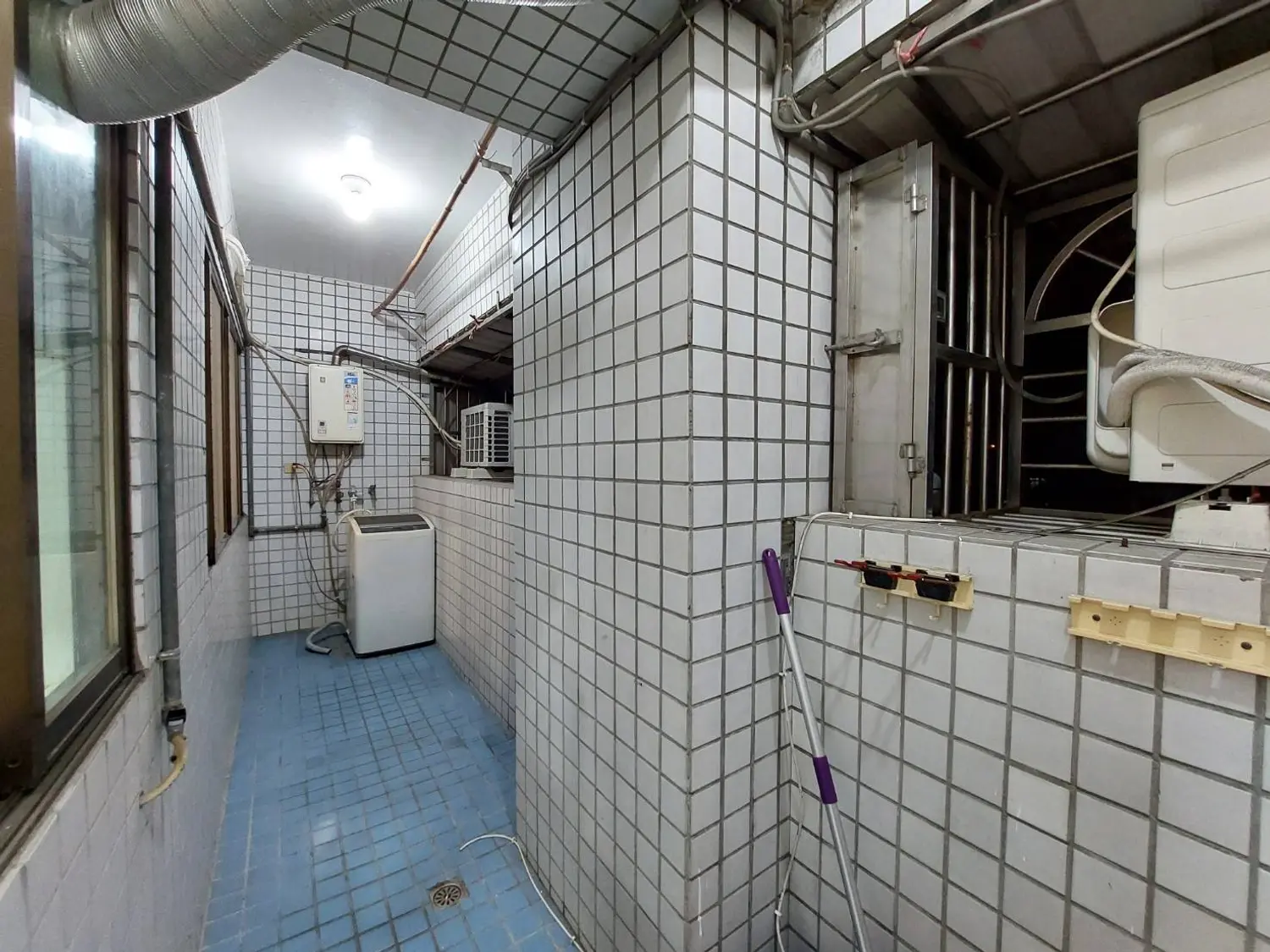 2 bedrooms apartment for rent TWD 27 500 - 20 ping - Zhonghe District,New Taipei City slide 8