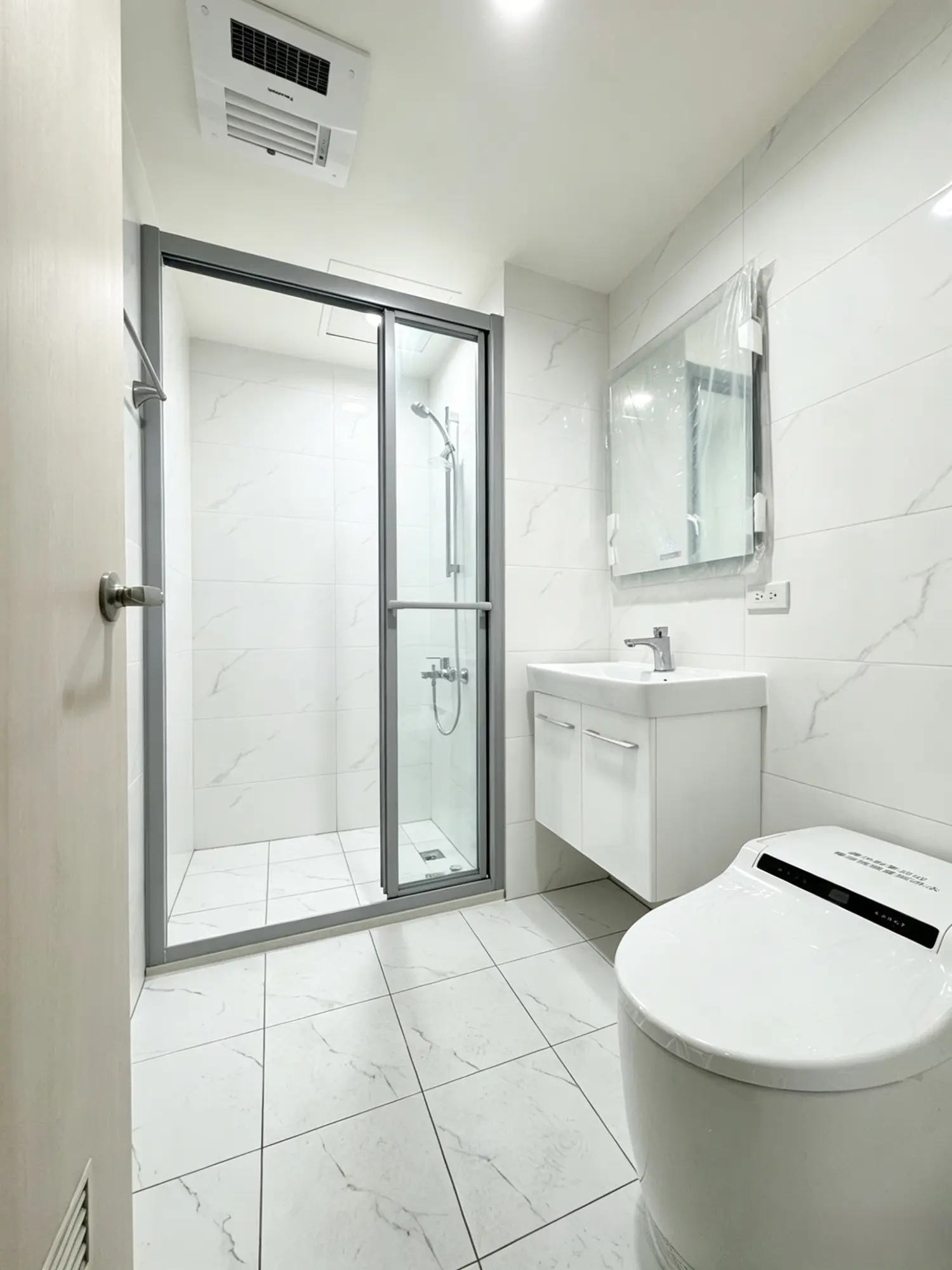 3 bedrooms apartment for rent in Xitun District, Taichung City | NT$ 35 000 | 19 ping slide 14