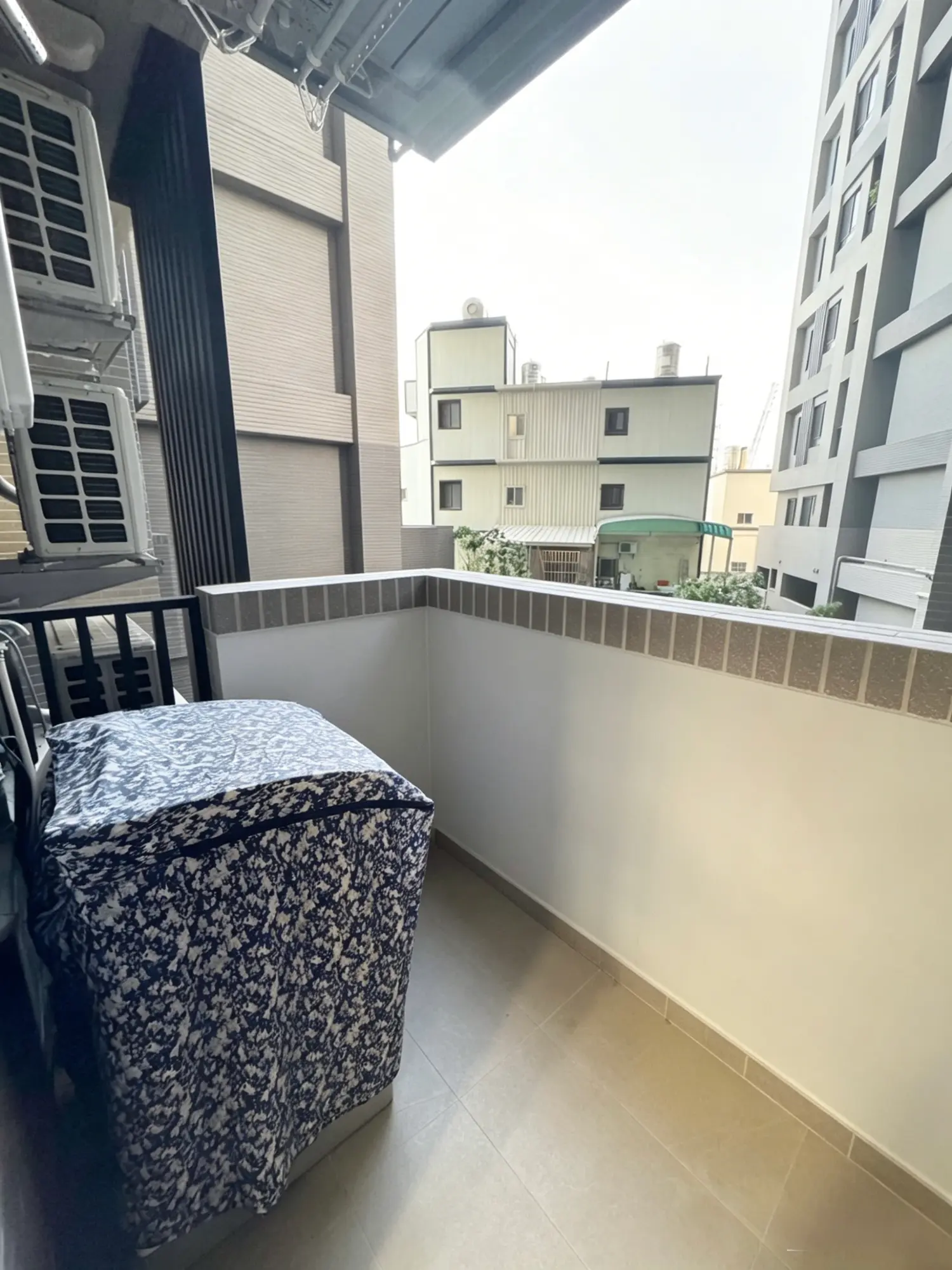 2 bedrooms apartment for rent in Shalu District, Taichung City | NT$ 22 000 | 15 ping slide 3