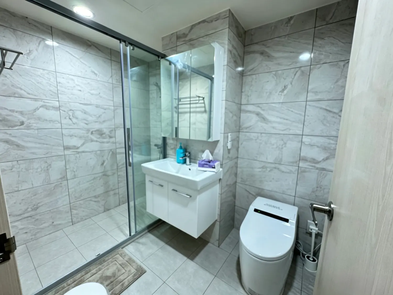 2 bedrooms apartment for rent in Xitun District, Taichung City | NT$ 38 000 | 15 ping slide 16