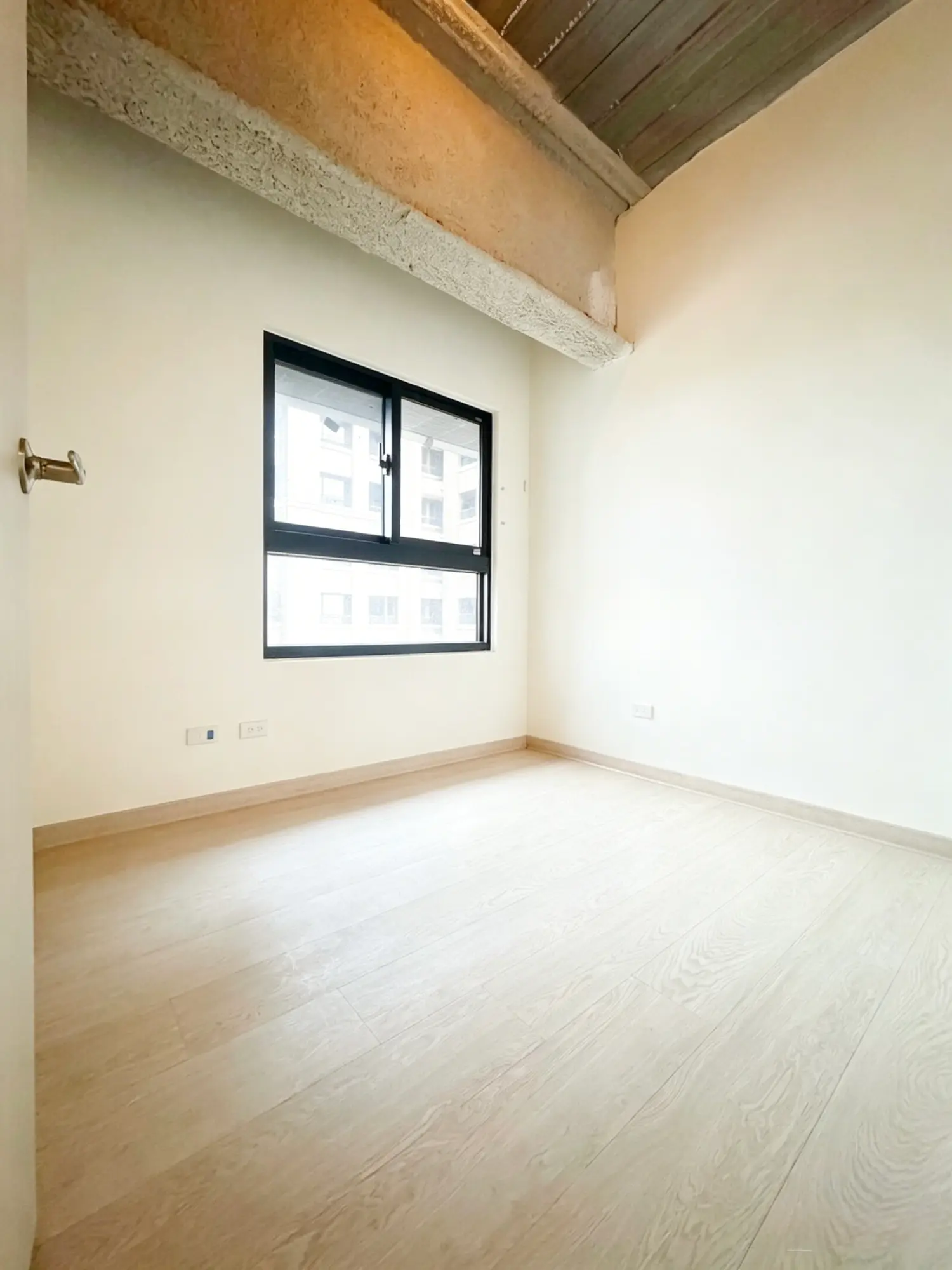 3 bedrooms apartment for rent in Xitun District, Taichung City | NT$ 35 000 | 19 ping slide 17