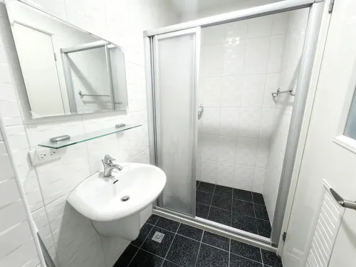 2 bedrooms apartment for rent in Longjing District, Taichung City | NT$ 12 000 | 14 ping slide 3