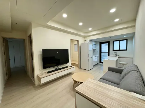 2 bedrooms apartment for rent in Xitun District, Taichung City | NT$ 38 000 | 15 ping slide 3