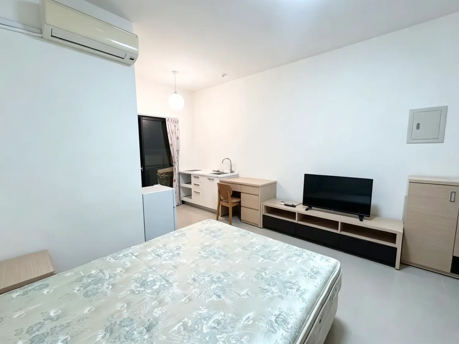 2 bedrooms apartment for rent in Longjing District, Taichung City | NT$ 12 000 | 14 ping slide 7
