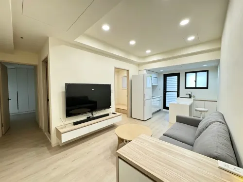 2 bedrooms apartment for rent in Xitun District, Taichung City | NT$ 38 000 | 15 ping slide 4