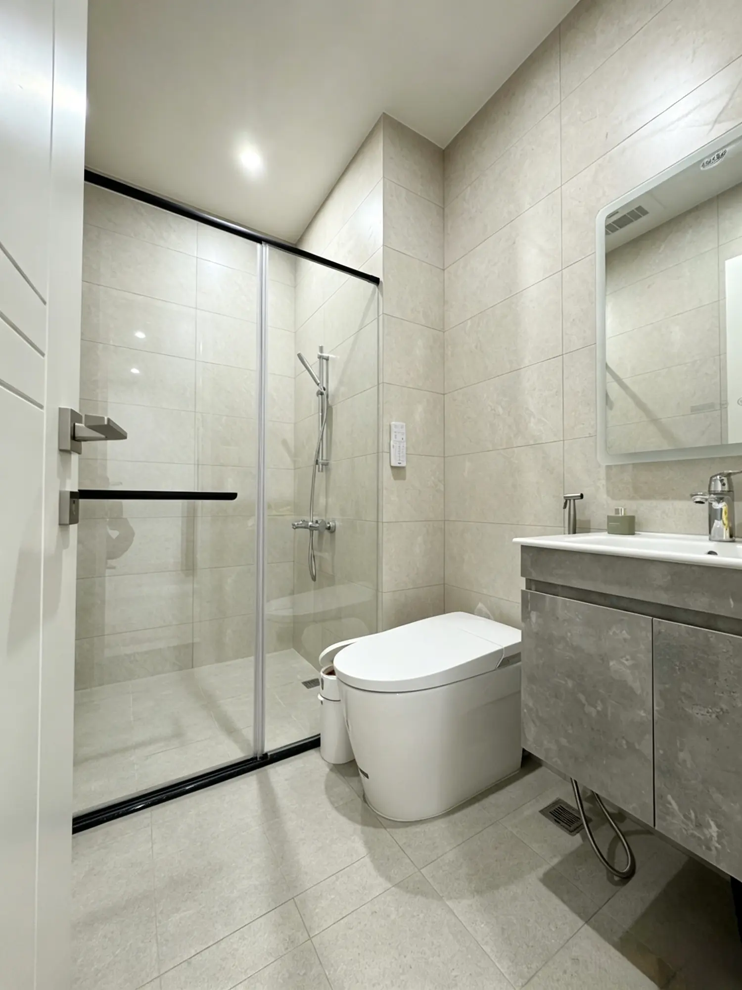 2 bedrooms apartment for rent in Shalu District, Taichung City | NT$ 22 000 | 15 ping slide 14
