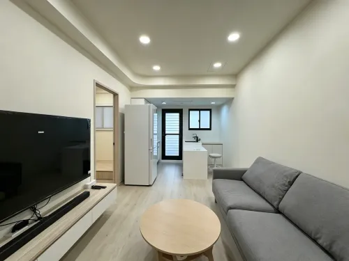 2 bedrooms apartment for rent in Xitun District, Taichung City | NT$ 38 000 | 15 ping slide 5