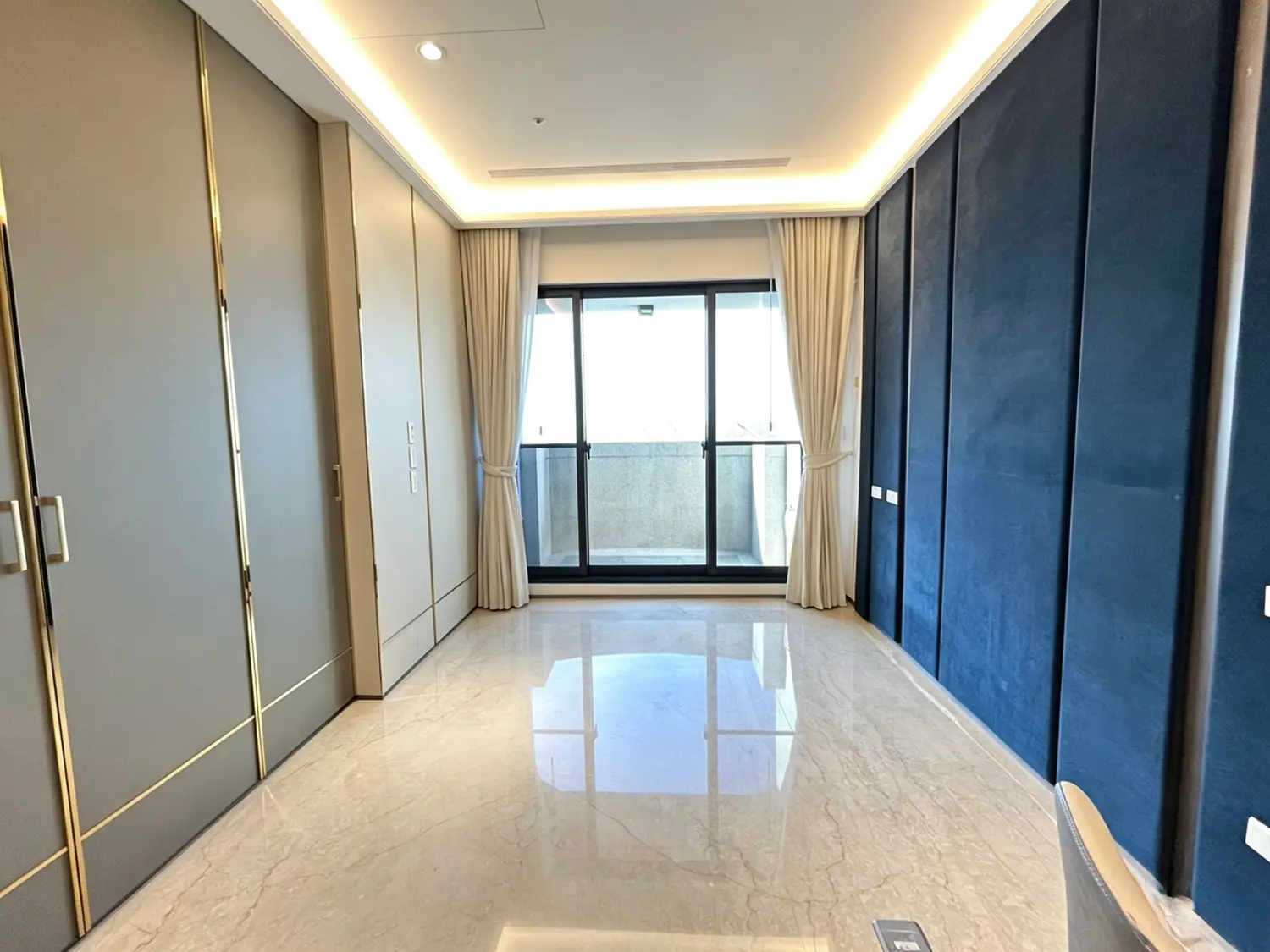 3 bedrooms apartment for rent in Xitun District, Taichung City | NT$ 125 000 | 19 ping slide 7