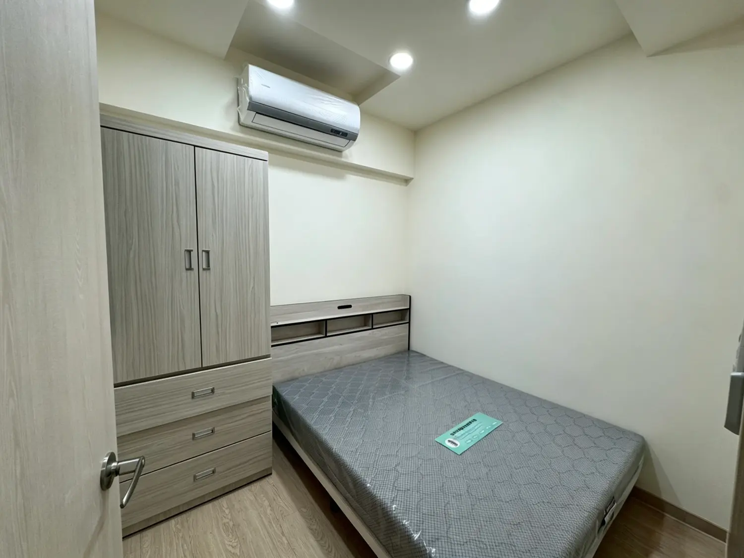 2 bedrooms apartment for rent in Xitun District, Taichung City | NT$ 28 000 | 14 ping slide 9