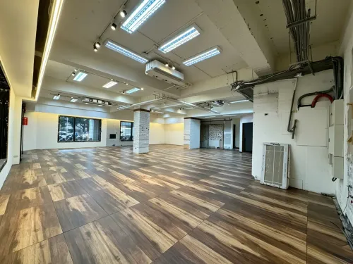 Shop / Retail for rent in Xitun District, Taichung City | NT$ 220 000 | 87 ping slide 12