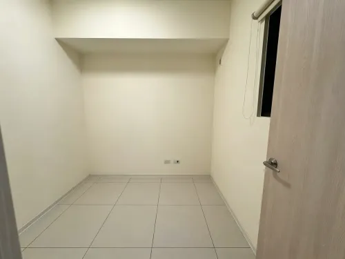 2 bedrooms apartment for rent in Xitun District, Taichung City | NT$ 38 000 | 15 ping slide 12