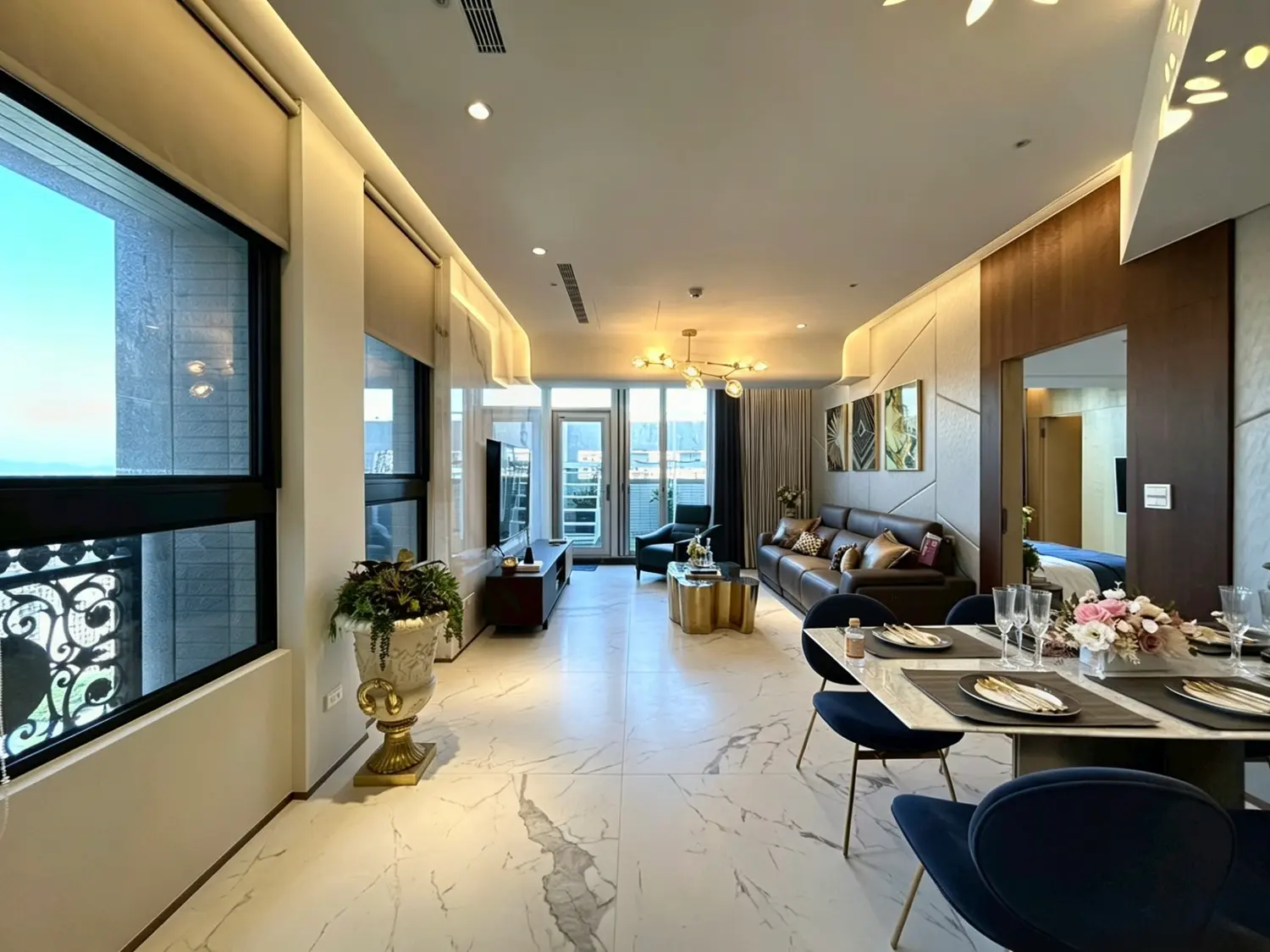 3 bedrooms apartment for rent in Xitun District, Taichung City | NT$ 125 000 | 32 ping slide 15