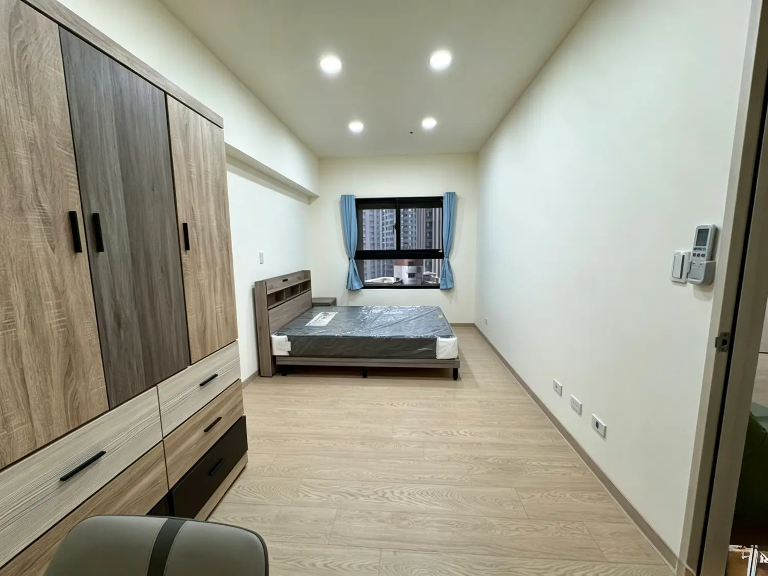 2 bedrooms apartment for rent in Xitun District, Taichung City | NT$ 28 000 | 14 ping slide 14