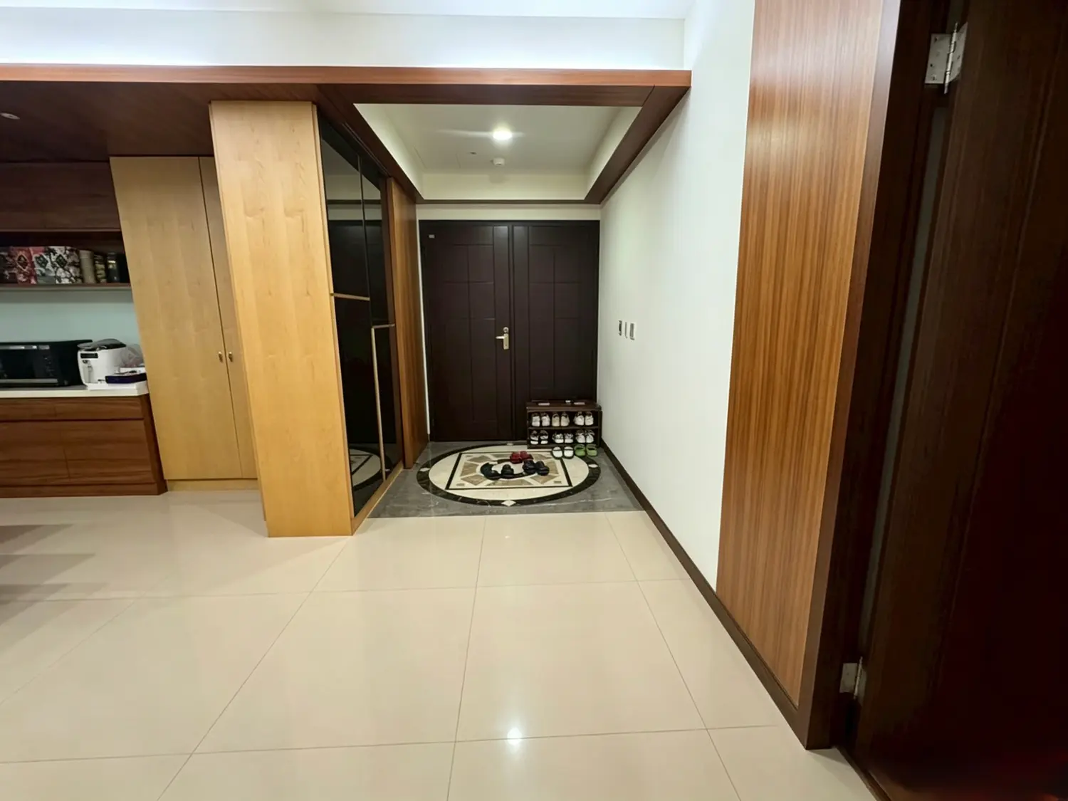 3 bedrooms apartment for rent in Xitun District, Taichung City | NT$ 65 000 | 41 ping slide 2