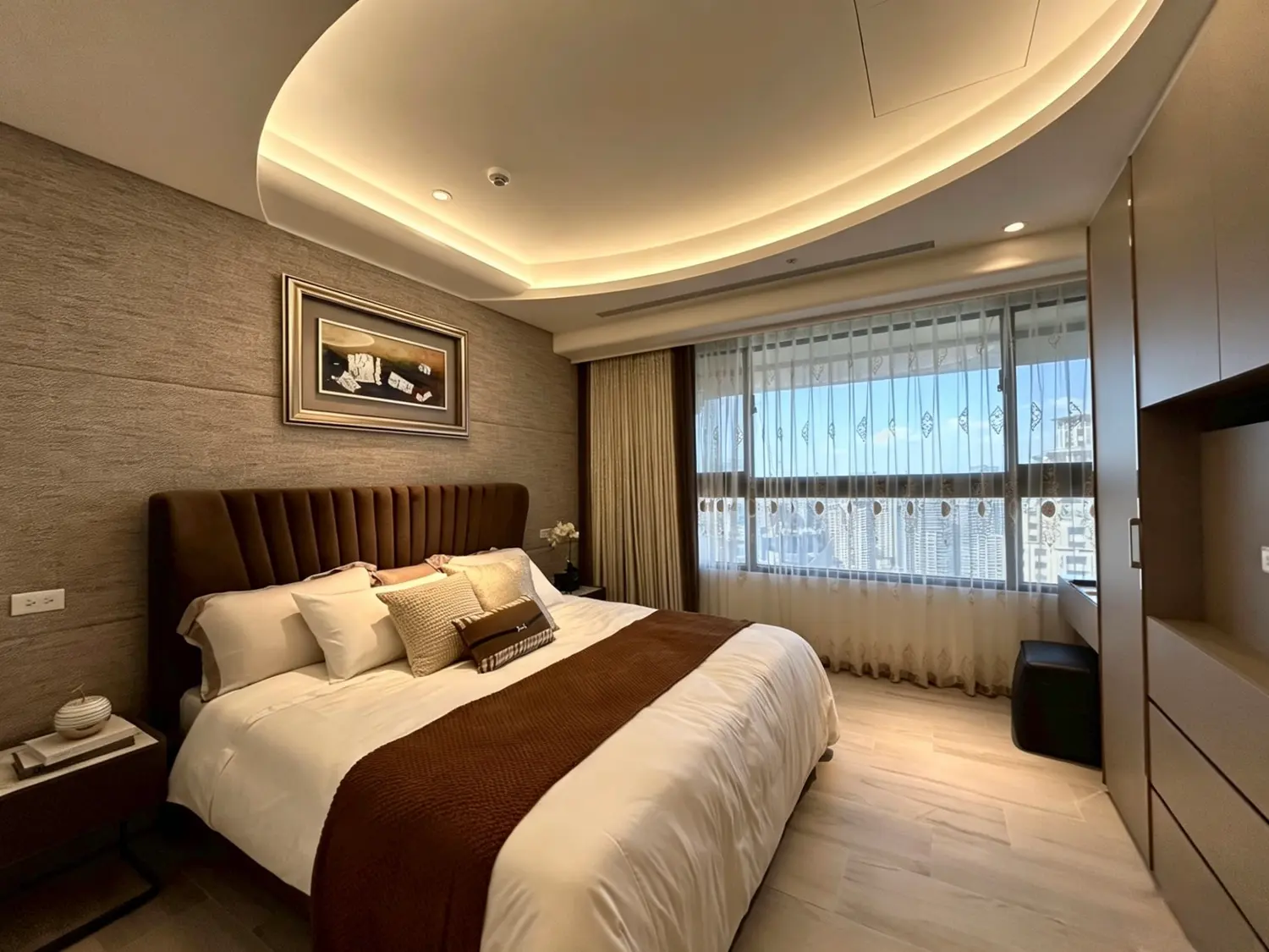 3 bedrooms apartment for rent in Xitun District, Taichung City | NT$ 125 000 | 32 ping slide 6
