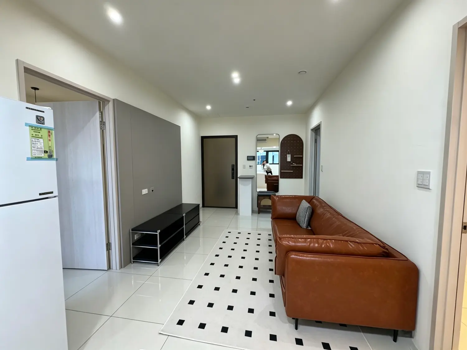 2 bedrooms apartment for rent in Xitun District, Taichung City | NT$ 38 000 | 15 ping slide 6
