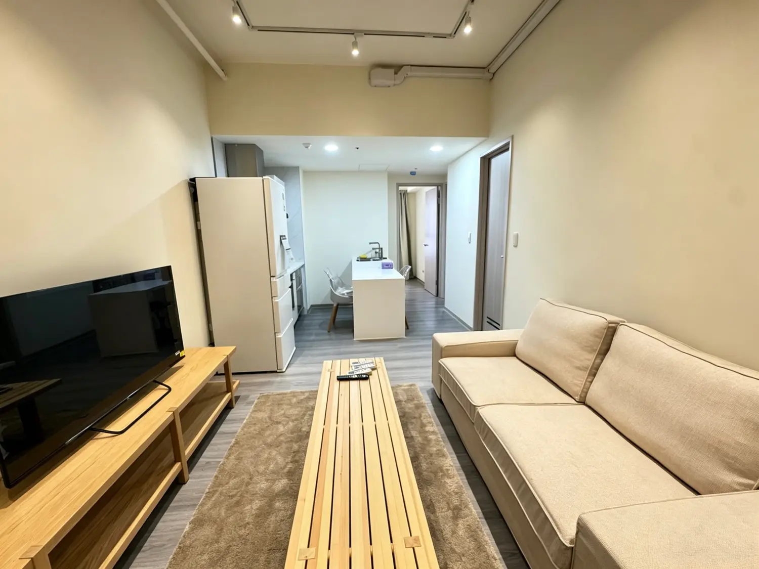 2 bedrooms apartment for rent in Xitun District, Taichung City | NT$ 30 000 | 13 ping slide 7