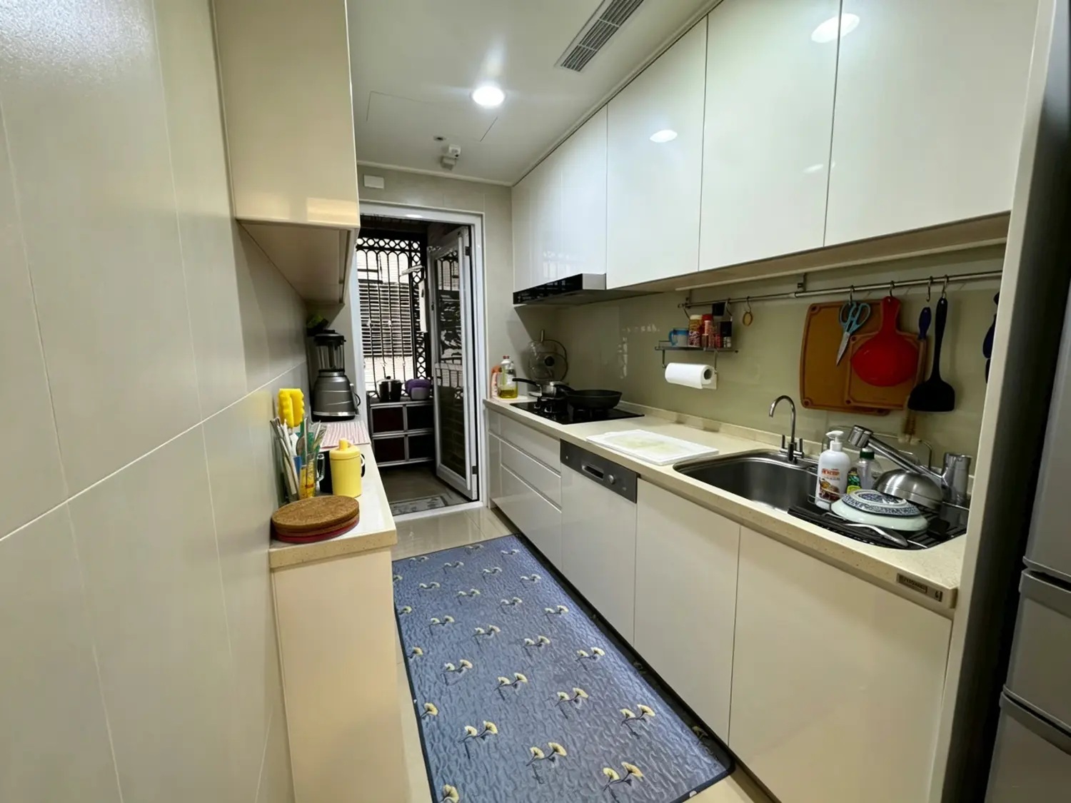3 bedrooms apartment for rent in Xitun District, Taichung City | NT$ 65 000 | 41 ping slide 8