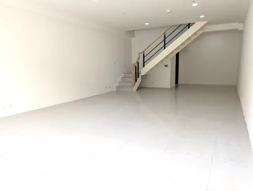 Shop / Retail for rent in Lingya District, Kaohsiung City | NT$ 42 000 | 35 ping slide 4