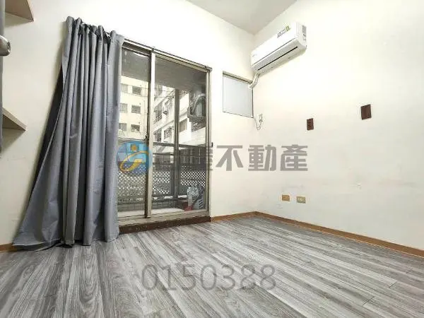 2 bedrooms apartment for sale in Sanmin District, Kaohsiung City | TWD 4 880 000 | 10 ping slide 3