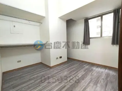 Apartment for sale TWD 4 880 000 - Minzu 1st Road - 2 bedrooms