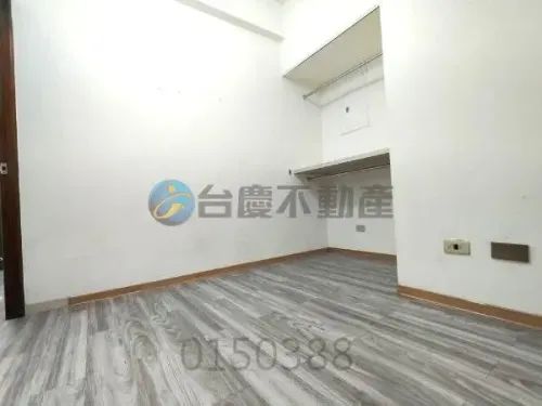 Apartment for sale TWD 4 880 000 - Minzu 1st Road - 2 bedrooms