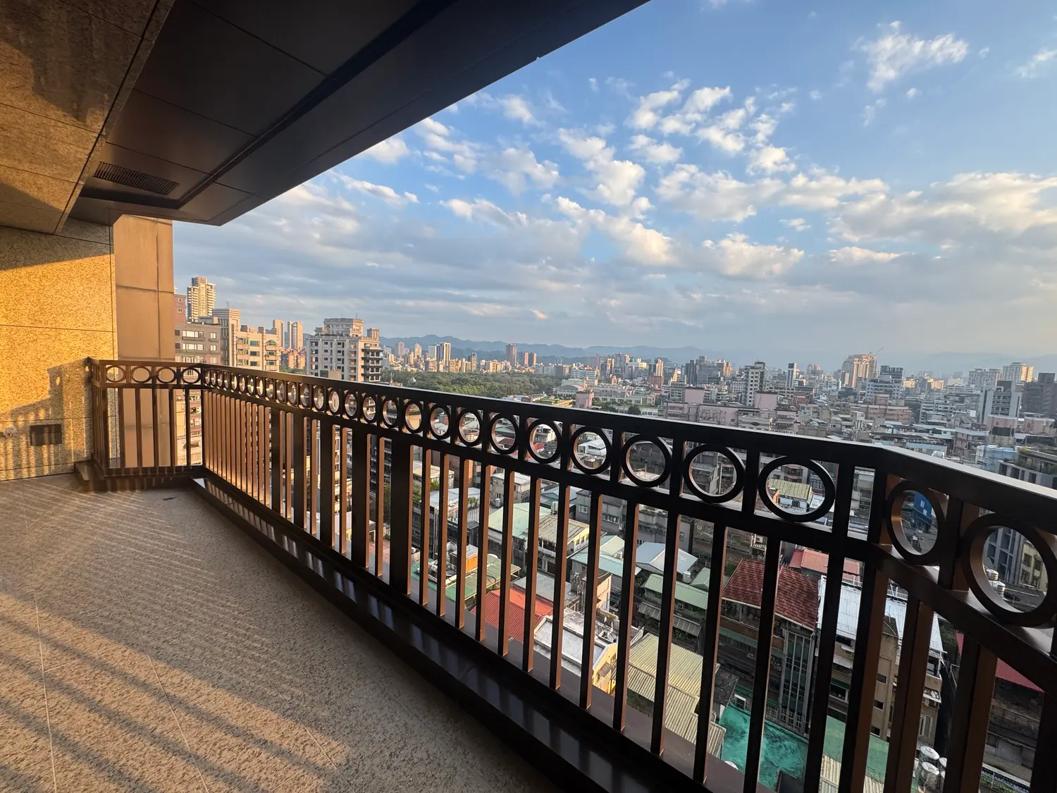3 bedrooms apartment for rent in Taipei City, Daan District | NT$ 220 000 | 51 ping slide 27