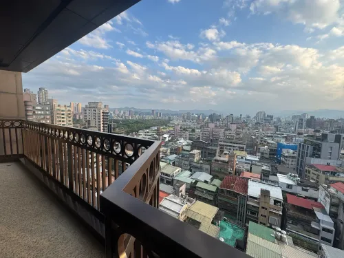 3 bedrooms apartment for rent in Taipei City, Daan District | NT$ 220 000 | 51 ping slide 28