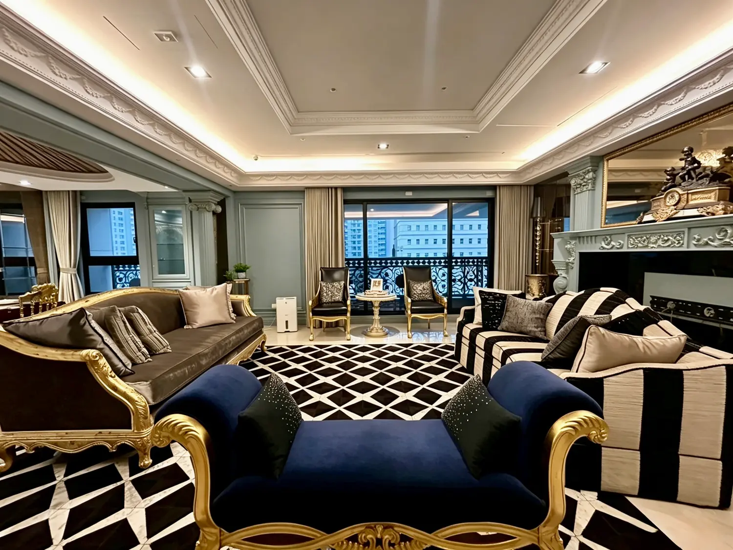 4 bedrooms apartment for rent in Xitun District, Taichung City | NT$ 125 000 | 58 ping slide 13