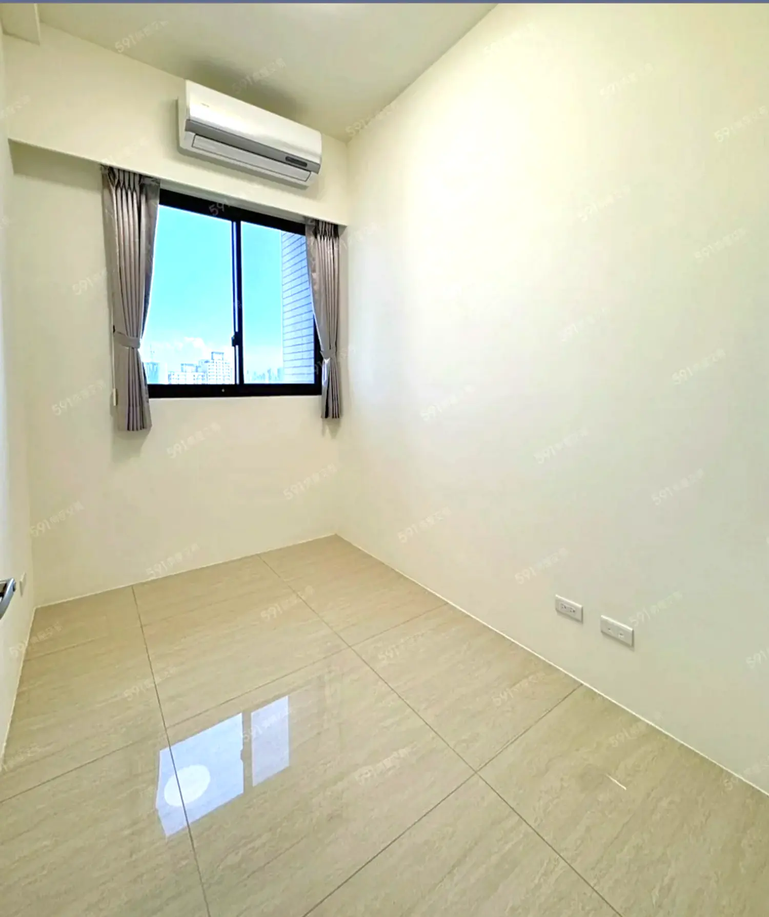 3 bedrooms apartment for rent TWD 39 800 - 35 ping - Sanchong District,New Taipei City slide 5