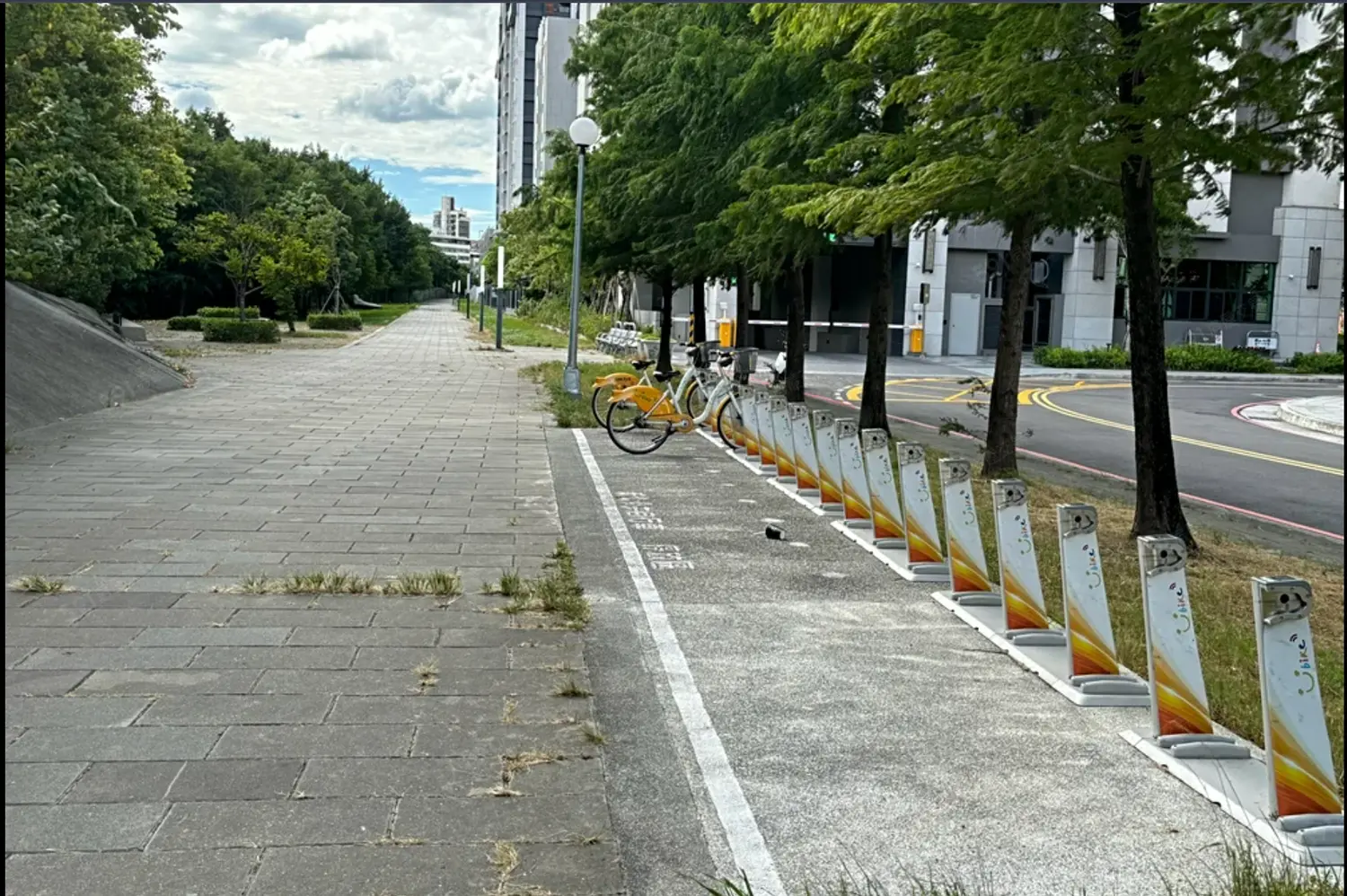 3 bedrooms apartment for rent TWD 39 800 - 35 ping - Sanchong District,New Taipei City slide 8