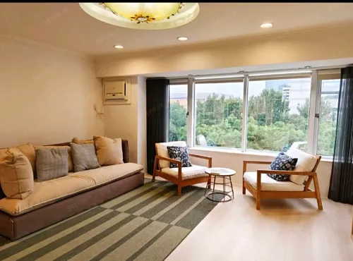 Apartment for rent TWD 140 000 - Section 4, Ren'ai Rd - 3 bedrooms
