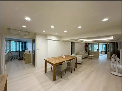 Apartment for rent TWD 140 000 - Section 4, Ren'ai Rd - 3 bedrooms