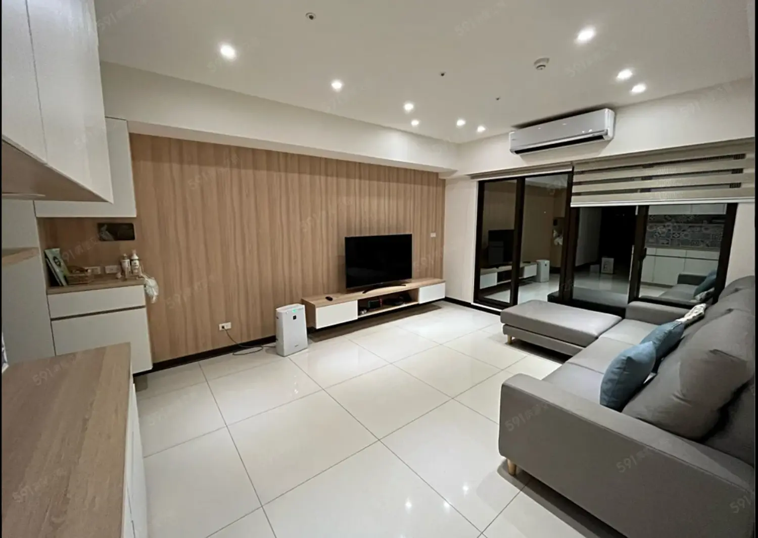 3 bedrooms apartment for rent TWD 51 000 - 45 ping - Luzhou District,New Taipei City slide 1