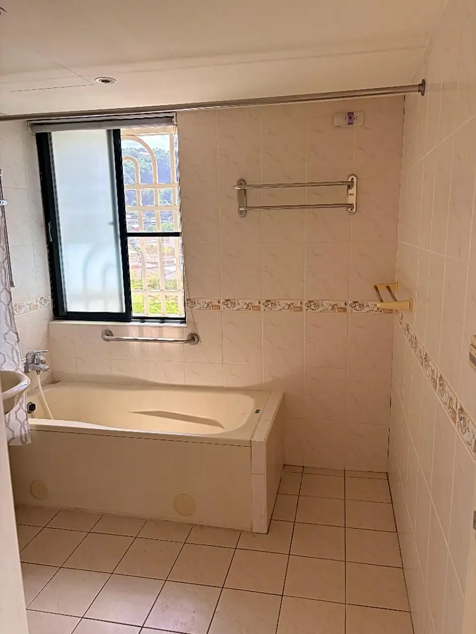 3 bedrooms apartment for rent in Shilin District, Taipei City | NT$ 63 000 | 39 ping slide 10