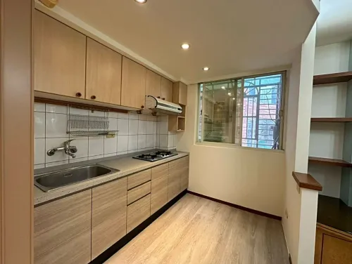 2 bedrooms apartment for rent in Shilin District, Taipei City | NT$ 34 000 | 12 ping slide 2