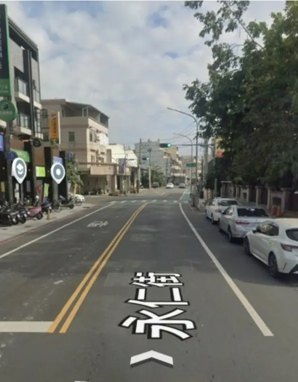 Shop / Retail for rent in Renwu District, Kaohsiung City | NT$ 25 000 | 18 ping slide 1