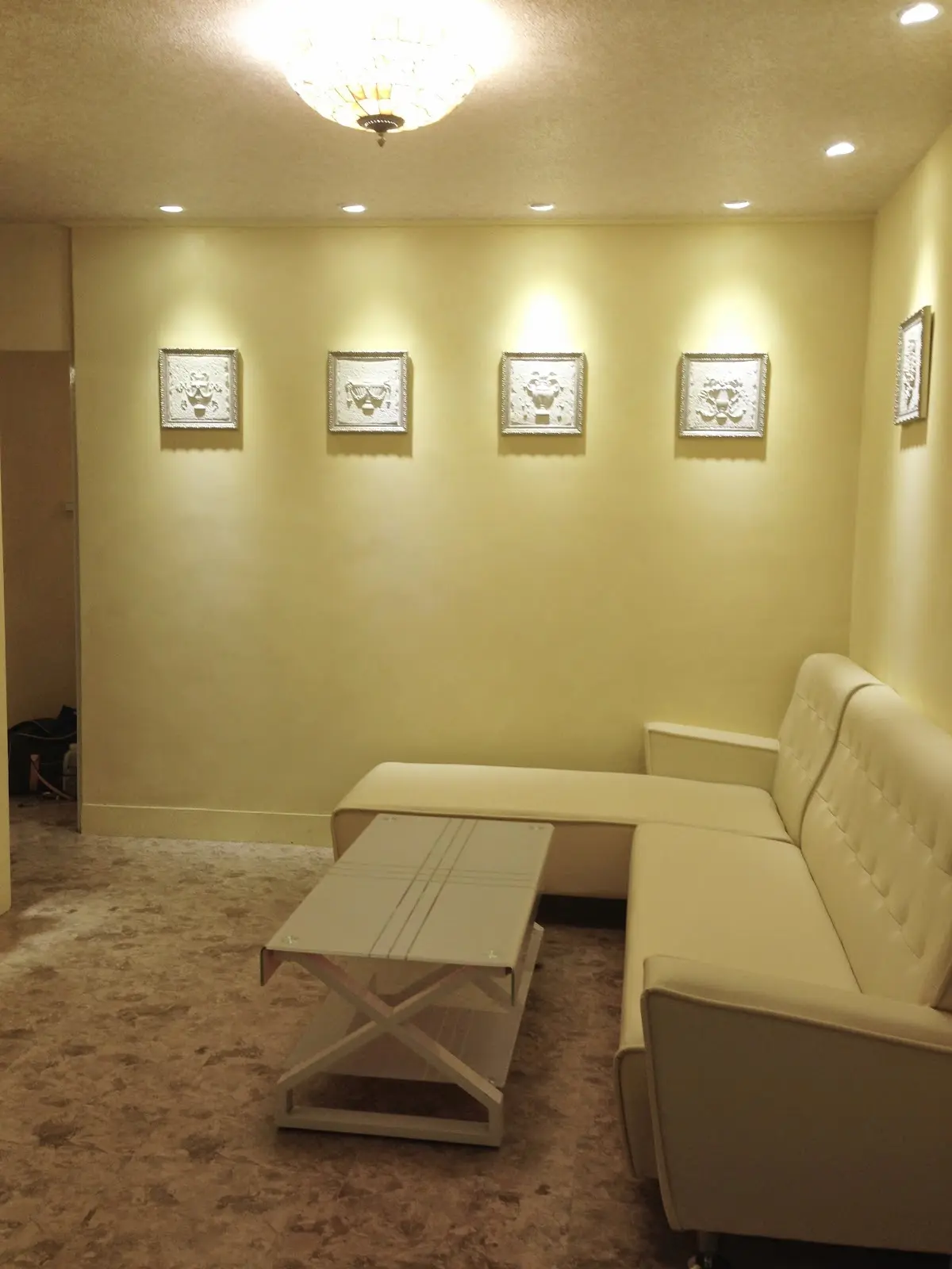 Room for rent in Taipei City, Zhongzheng District | NT$ 10 600 | 3 ping slide 2