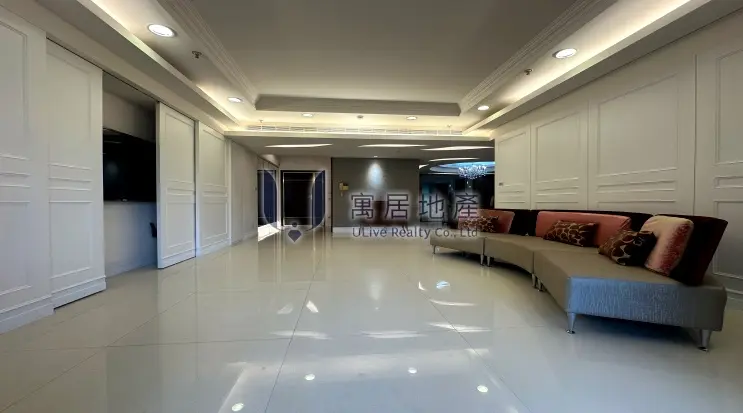 4 bedrooms apartment for rent in Shilin District, Taipei City | TWD 120 000 | 66 ping slide 3