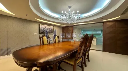 4 bedrooms apartment for rent in Shilin District, Taipei City | TWD 120 000 | 66 ping slide 4