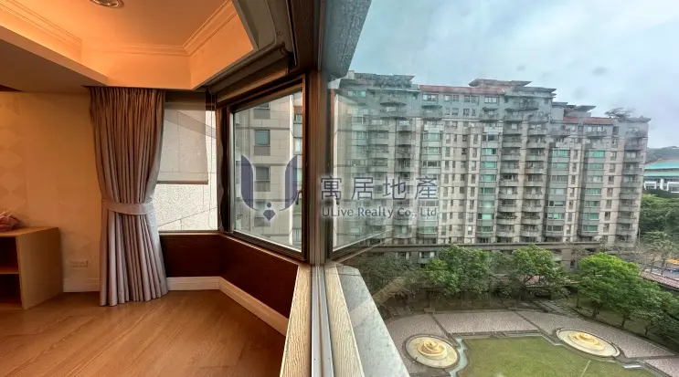 4 bedrooms apartment for rent in Shilin District, Taipei City | TWD 120 000 | 66 ping slide 6